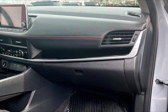 used 2025 Nissan Rogue car, priced at $29,450