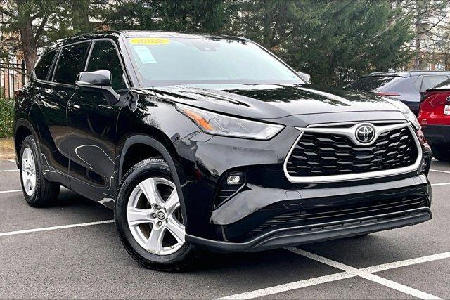 used 2022 Toyota Highlander car, priced at $27,995