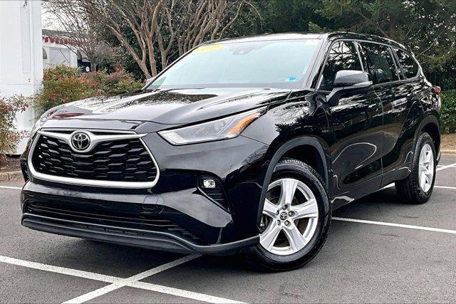 used 2022 Toyota Highlander car, priced at $27,995