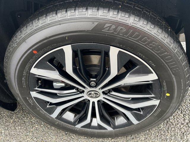 new 2026 Toyota Crown Signia car, priced at $43,376