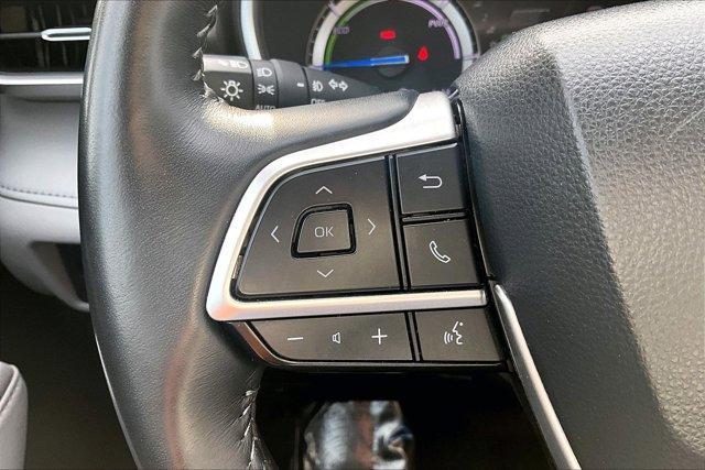 used 2022 Toyota Highlander Hybrid car, priced at $36,475