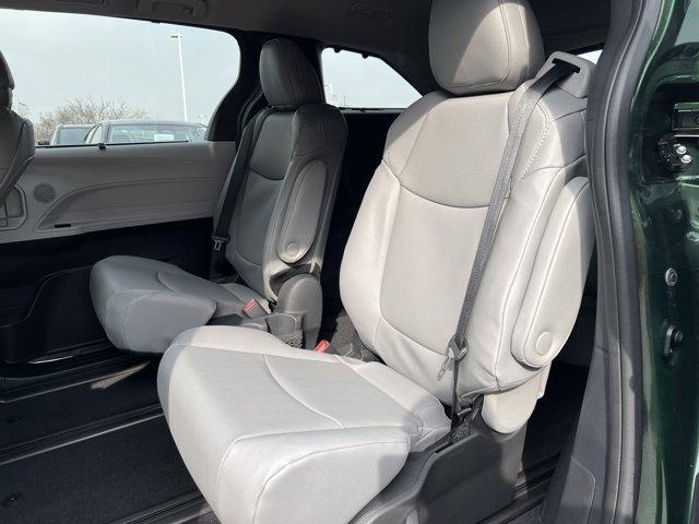 new 2026 Toyota Sienna car