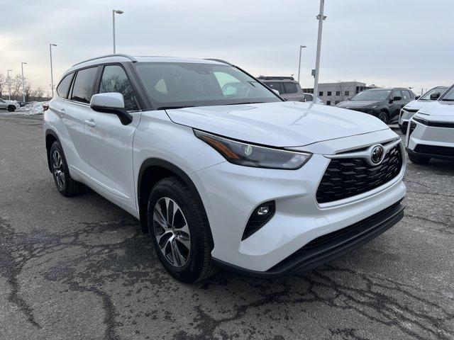 new 2026 Toyota Highlander car, priced at $49,901