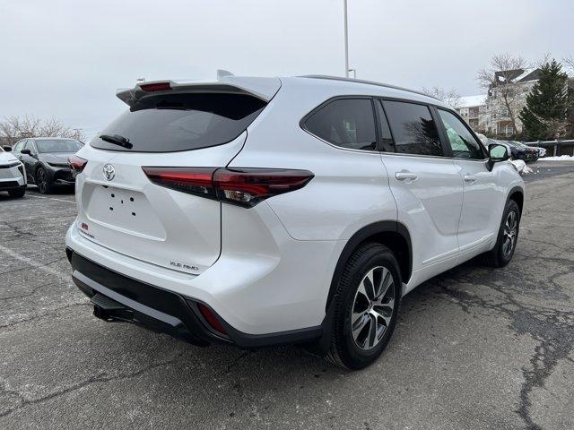 new 2026 Toyota Highlander car, priced at $49,901