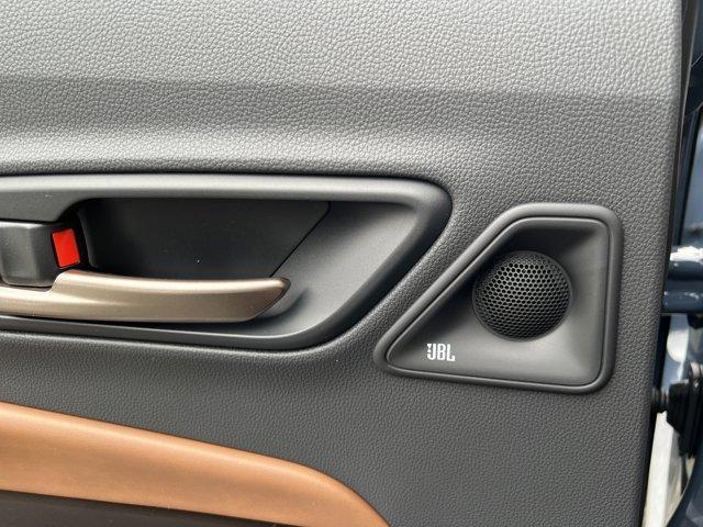 new 2026 Toyota Crown Signia car