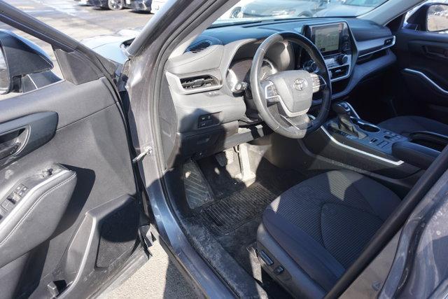 used 2024 Toyota Highlander car, priced at $31,450