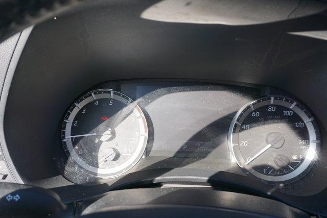 used 2024 Toyota Highlander car, priced at $31,450