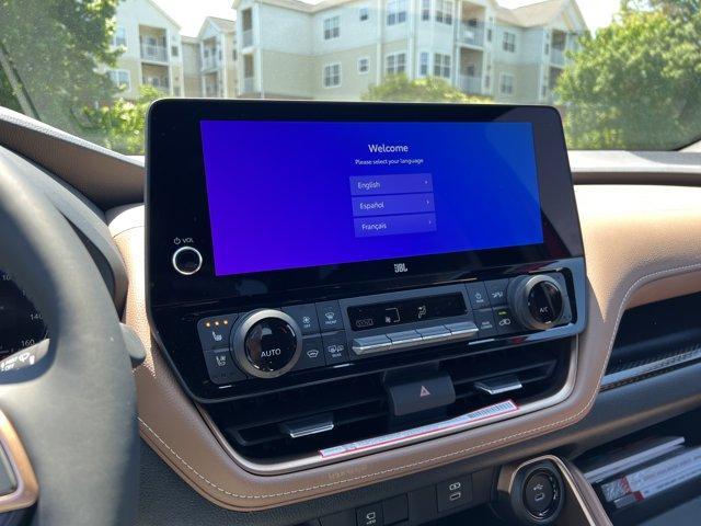 new 2026 Toyota Grand Highlander Hybrid car