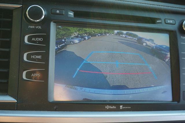 used 2015 Toyota Highlander car, priced at $19,645