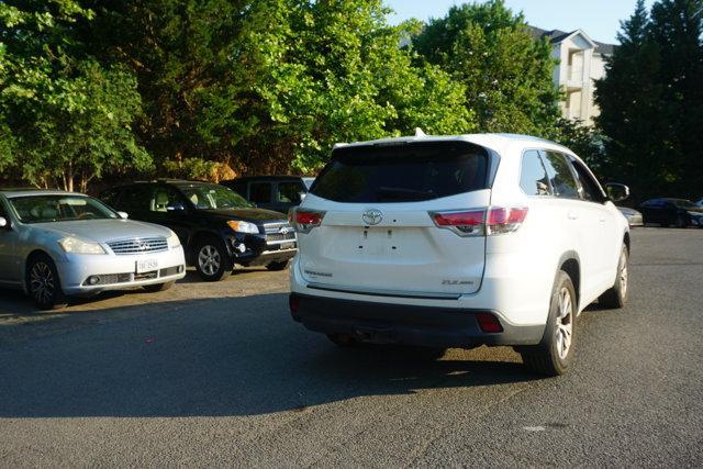 used 2015 Toyota Highlander car, priced at $19,645