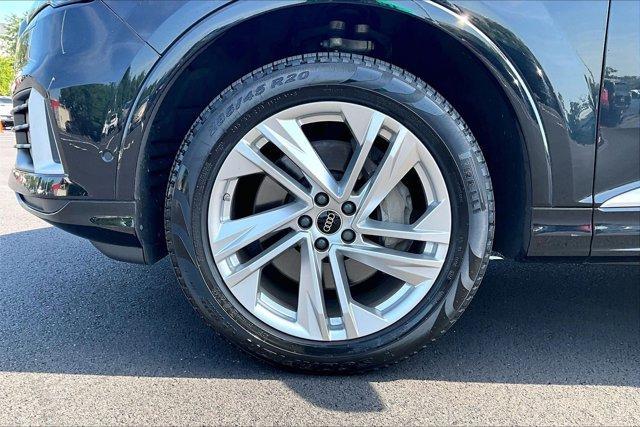 used 2023 Audi Q7 car, priced at $31,420