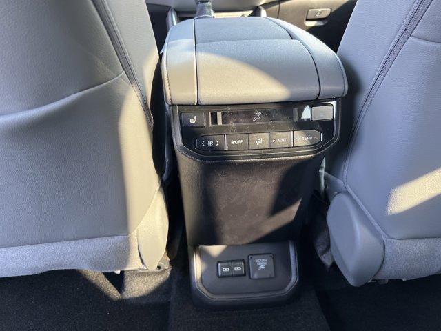 new 2026 Toyota Highlander Hybrid car, priced at $57,333