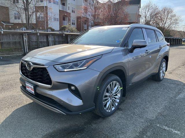 new 2026 Toyota Highlander Hybrid car, priced at $57,333