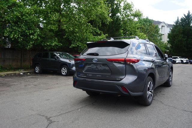 used 2023 Toyota Highlander Hybrid car, priced at $44,470