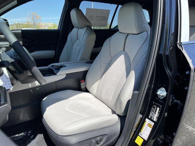 new 2026 Toyota Grand Highlander Hybrid car, priced at $61,957