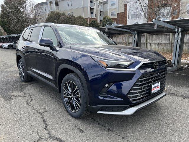 new 2026 Toyota Grand Highlander Hybrid car