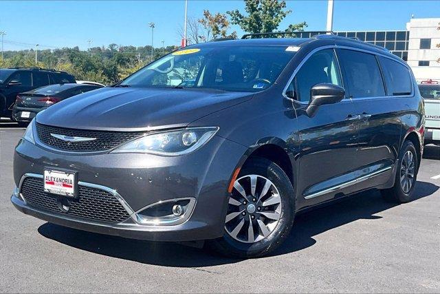 used 2019 Chrysler Pacifica car, priced at $18,490
