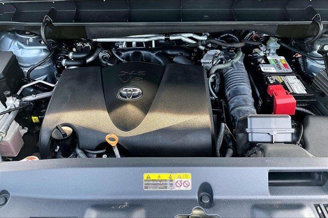 used 2020 Toyota Highlander car, priced at $27,995