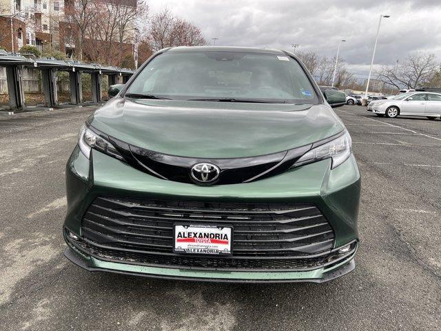 new 2026 Toyota Sienna car