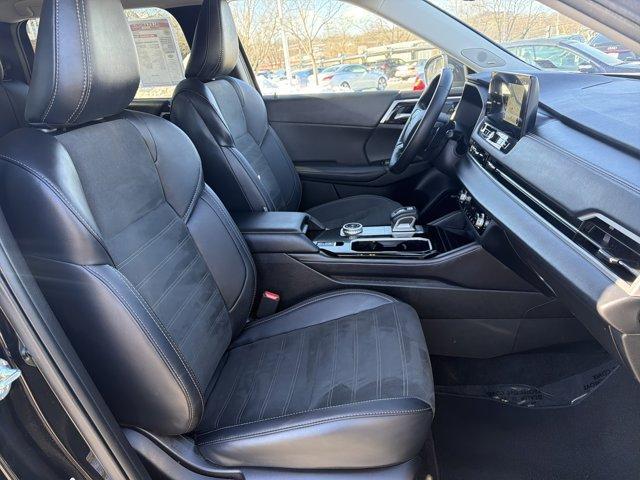 used 2025 Mitsubishi Outlander car, priced at $26,250