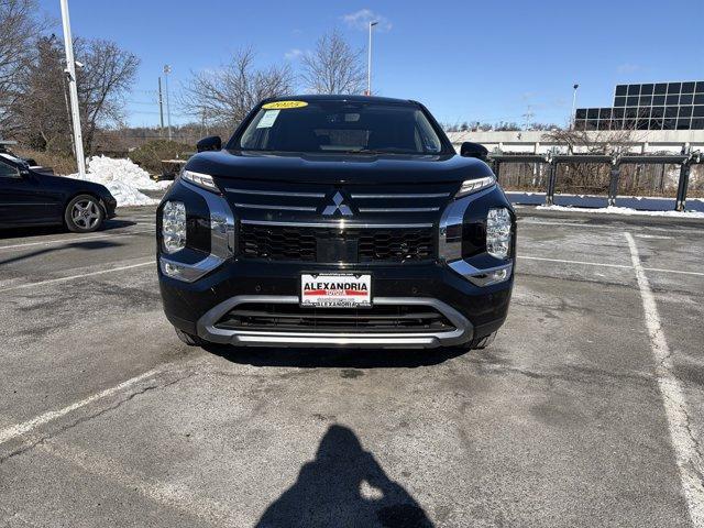 used 2025 Mitsubishi Outlander car, priced at $26,250