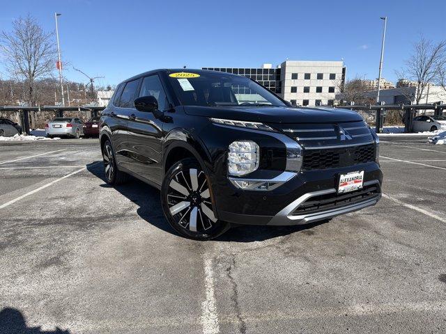 used 2025 Mitsubishi Outlander car, priced at $26,250