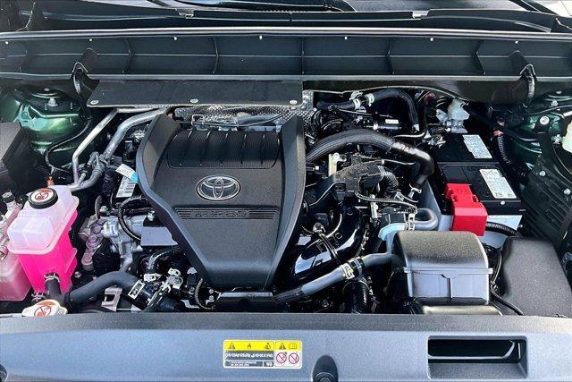 used 2025 Toyota Highlander car, priced at $42,995