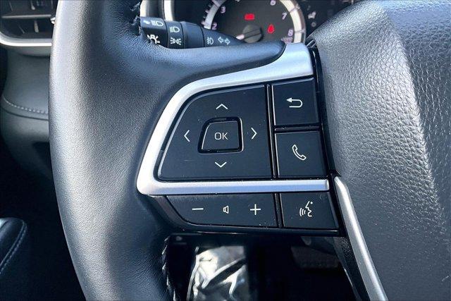 used 2025 Toyota Highlander car, priced at $42,995