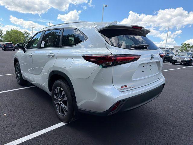 new 2026 Toyota Highlander car, priced at $49,058
