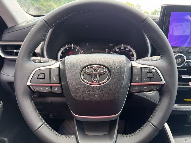 new 2026 Toyota Highlander car, priced at $49,058