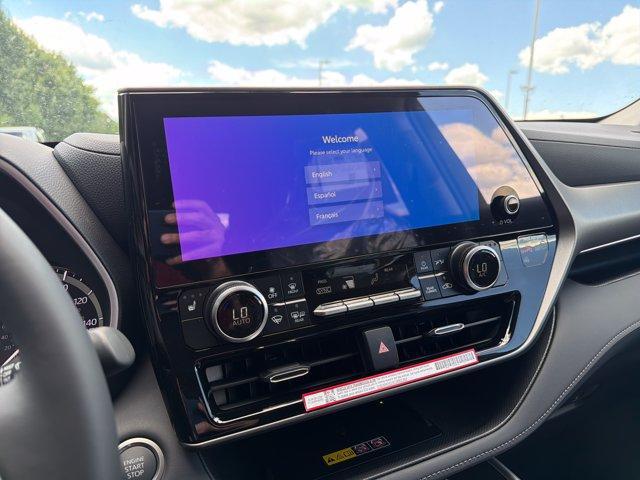 new 2026 Toyota Highlander car, priced at $49,058