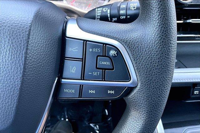 used 2021 Toyota Highlander car, priced at $20,445