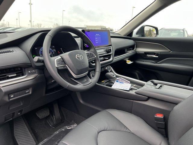 new 2026 Toyota Grand Highlander Hybrid car