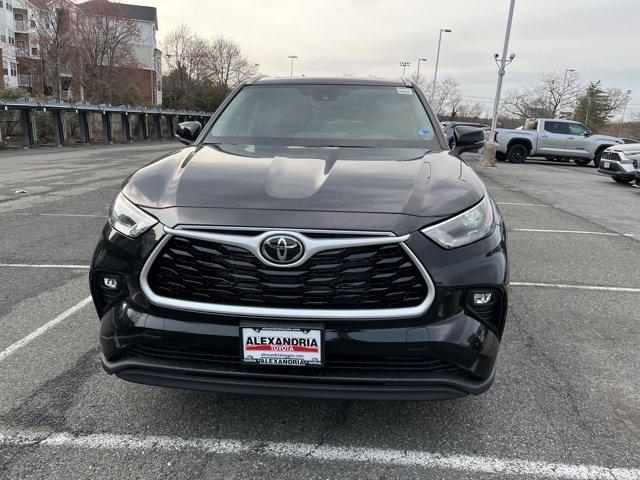 new 2026 Toyota Highlander Hybrid car