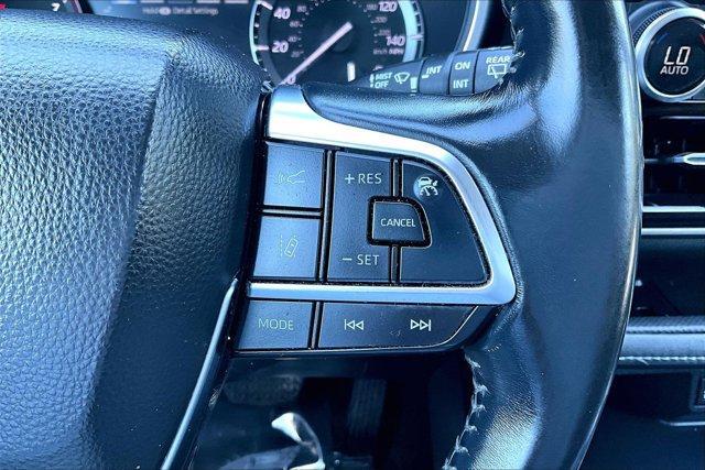 used 2021 Toyota Highlander car, priced at $27,950