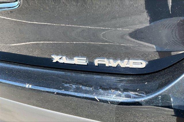 used 2021 Toyota Highlander car, priced at $27,950