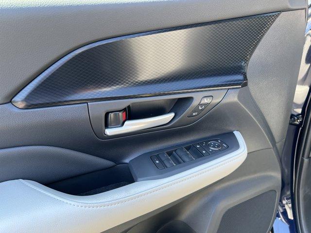 new 2026 Toyota Grand Highlander Hybrid car