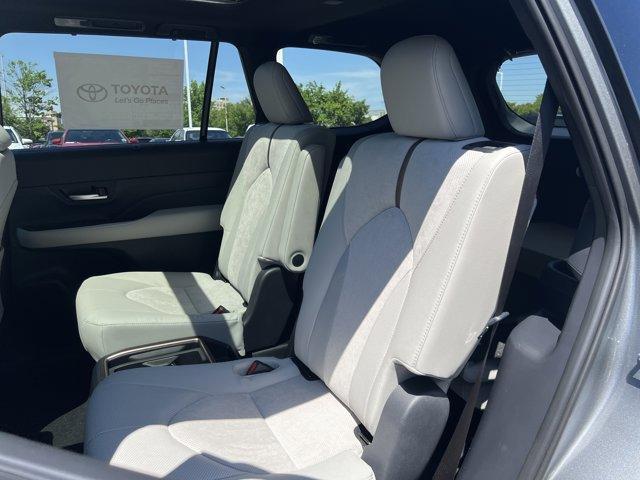 new 2026 Toyota Grand Highlander Hybrid car