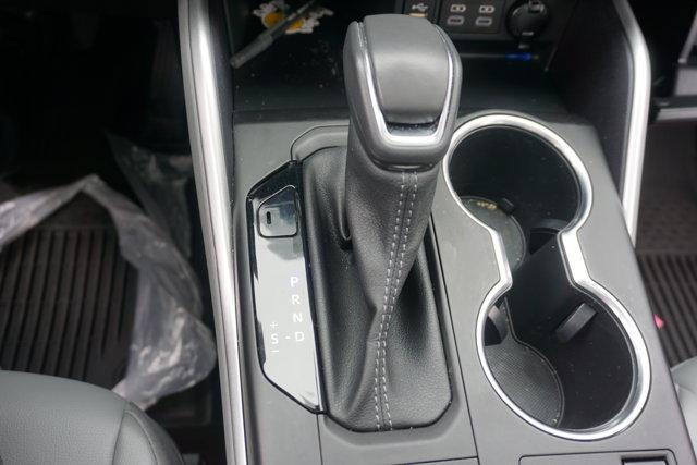 used 2023 Toyota Highlander Hybrid car, priced at $40,495