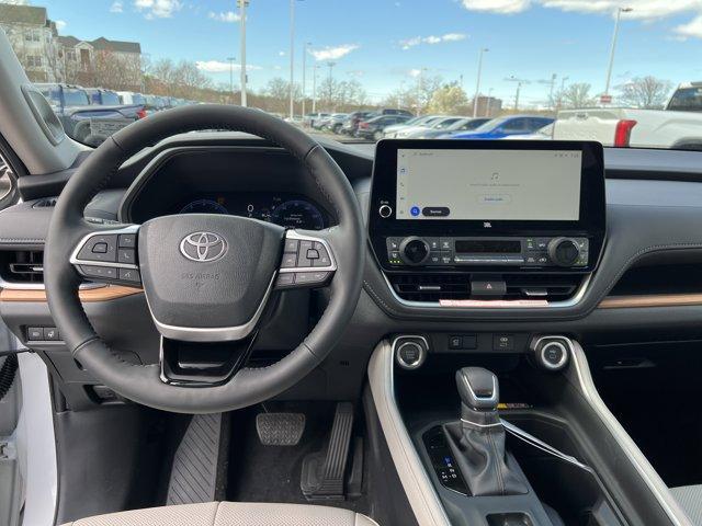 new 2026 Toyota Grand Highlander car