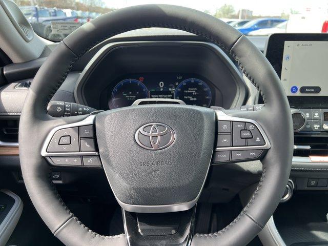 new 2026 Toyota Grand Highlander car