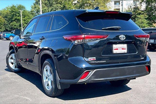 used 2021 Toyota Highlander car, priced at $25,427