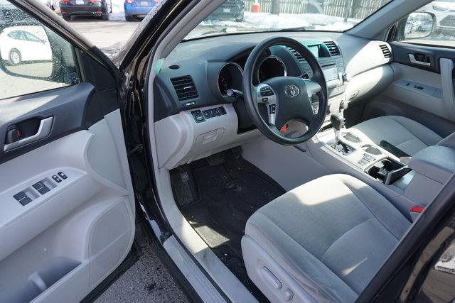 used 2012 Toyota Highlander car, priced at $9,250