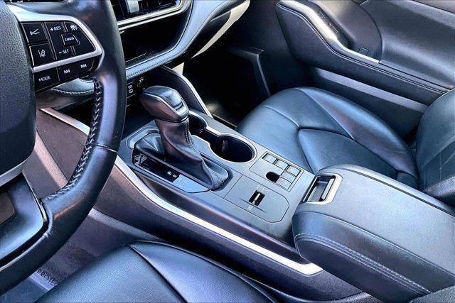 used 2023 Toyota Highlander Hybrid car, priced at $37,495