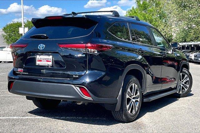 used 2023 Toyota Highlander Hybrid car, priced at $37,495