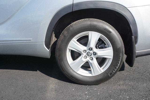 used 2023 Toyota Highlander car, priced at $37,470