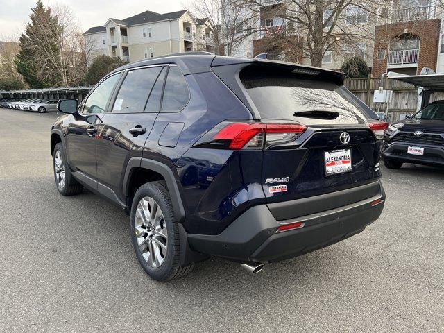 new 2025 Toyota RAV4 car