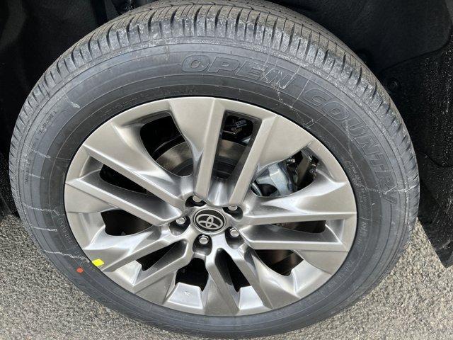 new 2025 Toyota RAV4 car