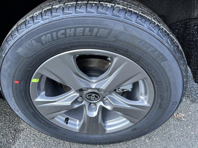 new 2025 Toyota RAV4 car