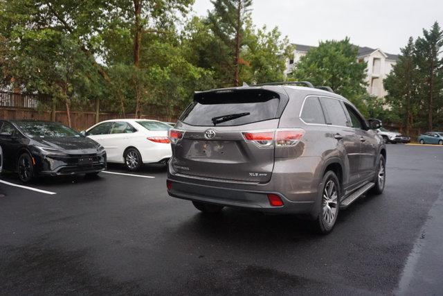 used 2016 Toyota Highlander car, priced at $23,620